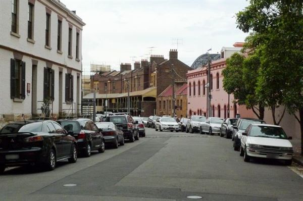 The Rocks - Gloucester St and Essex St (11/03/2013 1:07:10 PM)