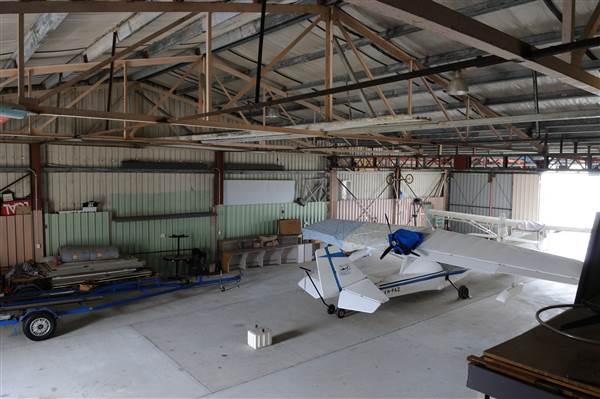 Goulburn Airport Carpark & Hangar 2 - Goulburn Airport HQ and general (25/07/2011 - Credits: Samuel Minton/SISE)