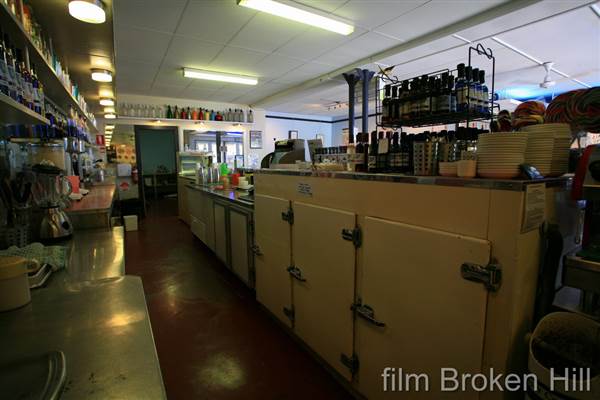 Bells Milk Bar (16/02/2009 - Credits: Mason Curtis)