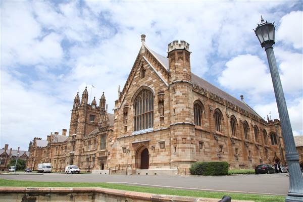 The Quadrangle Building - Sydney University (26/11/2013)
