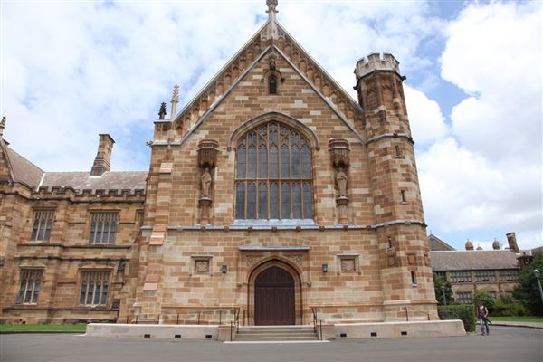 The Quadrangle Building - Sydney University (26/11/2013)