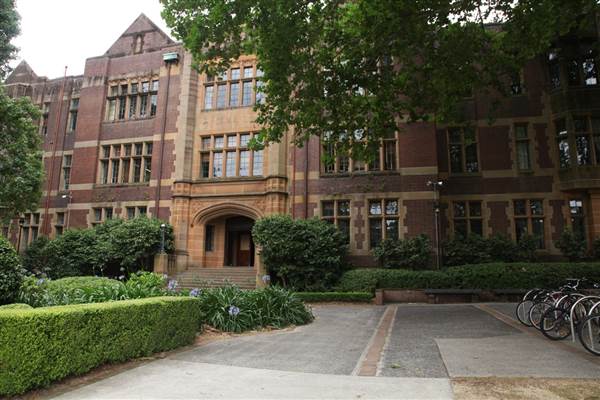 Old Teacher's College - The University of Sydney (27/11/2013)