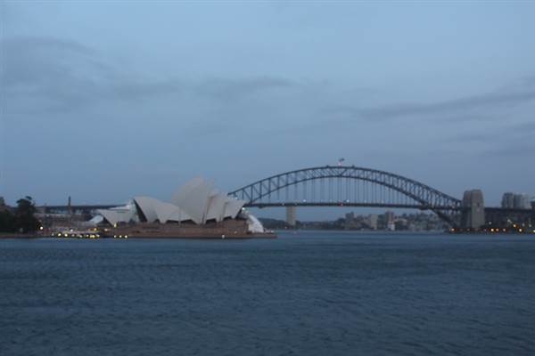 Mrs. Macquarie's Point - Royal Botanic Garden Sydney (24/10/2014)