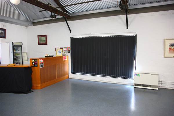 Cootamundra Arts Centre - Cootamundra Arts Centre. Great location for production centre or home base. (16/12/2014)