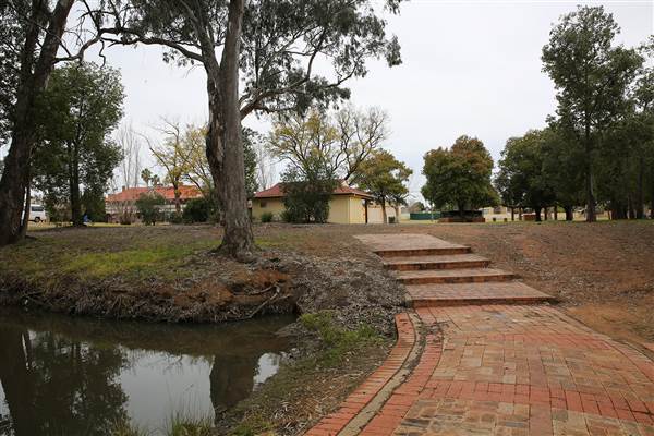 Ganmain (16/12/2014 - Credits: Eastern Riverina Arts)