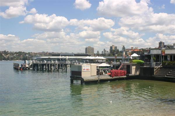 Manly Wharf (8/04/2008)