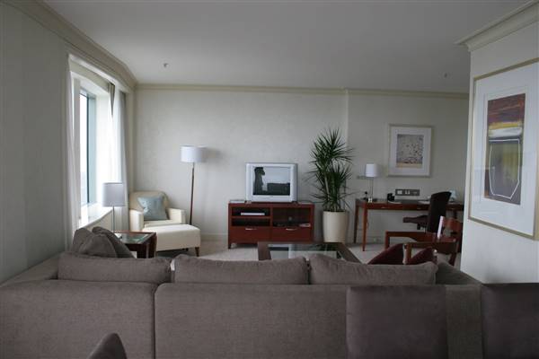 Shangri-La Hotel - Room 2907 (16/12/2006 - Credits: Lisa Scope)
