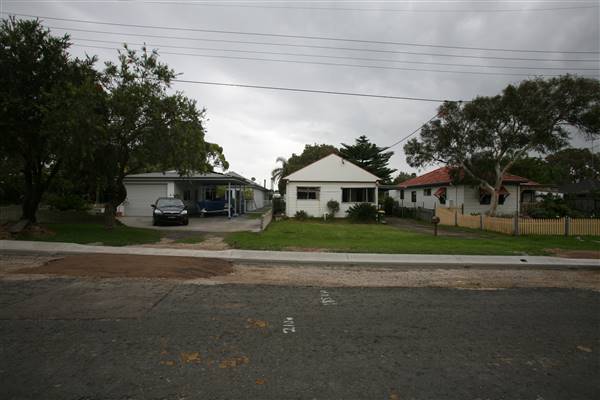 Kurnell Neighbourhood (12/03/2012 - Credits: Lisa Scope)