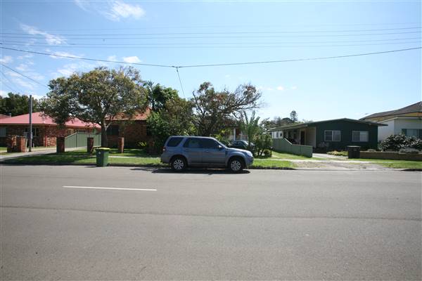 Kurnell Neighbourhood (12/03/2012 - Credits: Lisa Scope)