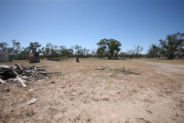 Bindara Station on the Darling - Period Homestead & Outbuildings (20/11/2015)