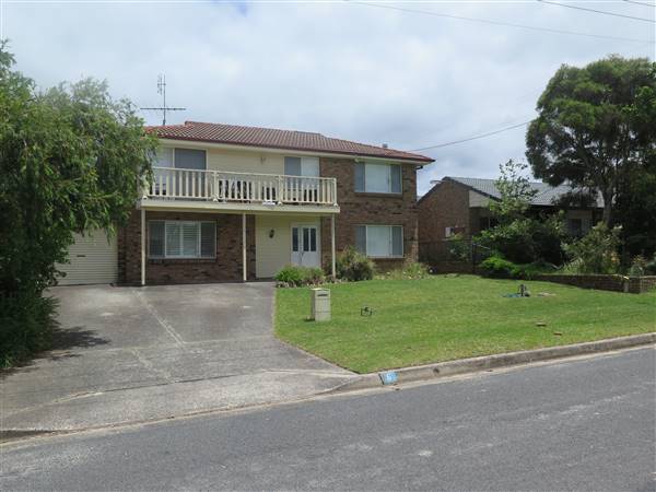 Stanwell Tops neighbourhood (7/12/2015 - Credits: Peter Hicks)