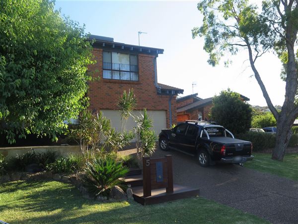 Kiama Downs - Suburban Houses (7/12/2015 - Credits: Peter Hicks)