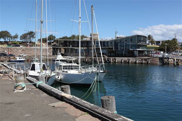 Wollongong - Foreshore and Wharf (26/10/2016 - Credits: John Harris)