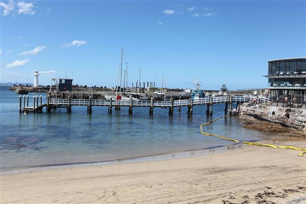 Wollongong - Foreshore and Wharf (26/10/2016 - Credits: John Harris)