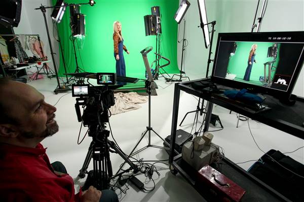 Relativity Studios (1/05/2017)