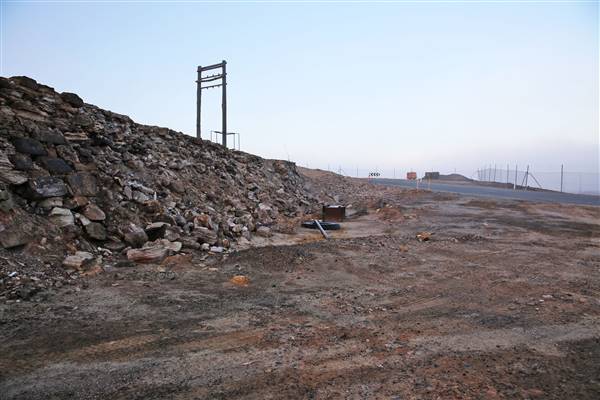 Broken Hill - ore deposit, Line of Lode Lookout and Miners Memorial (22/06/2017 - Credits: Lisa Scope)