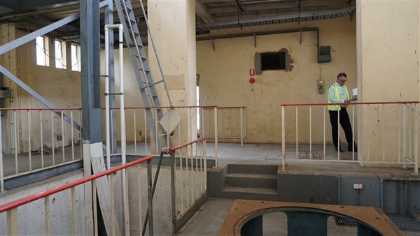 Prospect Reservoir - Warehouse / Industrial Building (6/03/2019 - Credits: Shannon Wheeler)