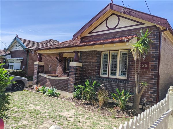 1920s Bungalow in Brighton Le Sands (28/12/2020)