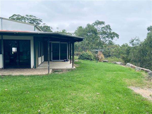 Tobruk Sheep Station - Cottages & surrounds - Summer but usually overcast & glarey. (23/02/2021 - Credits: Cheryl Conway)