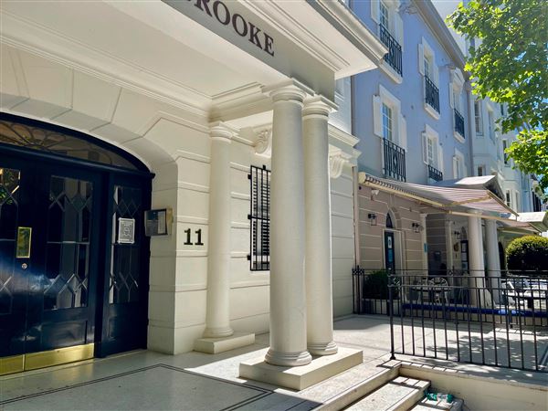 Period Buildings in Potts Point (17/10/2021 - Credits: Chery Conway)