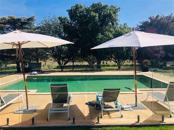 Private House & Barn - "Mountain View" (18/07/2023 - Credits: Jen Hughes)