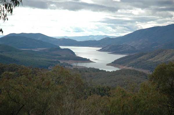 Blowering Dam & Reservoir (26/02/2013 3:19:23 PM)