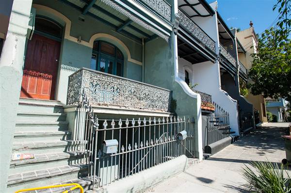 DARLINGHURST - PERIOD (27/02/2013 3:21:05 PM)