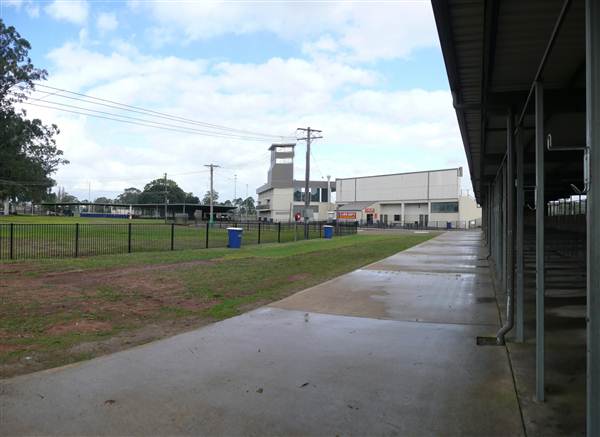Menangle Park Paceway (28/02/2013 3:26:15 PM)