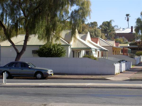 Broken Hill - Houses (1/03/2013 6:51:39 PM)
