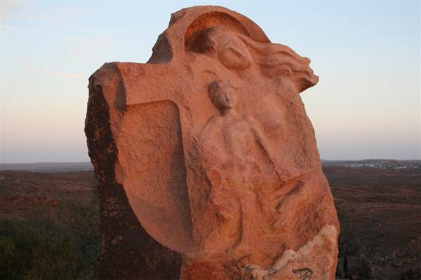 Broken Hill Sculptures Site and Living Desert (2/03/2013 2:43:51 PM)