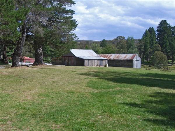 Currango Homestead (4/03/2013 12:14:53 PM)