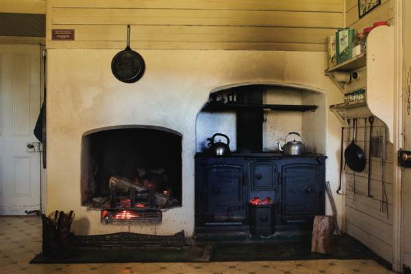 Currango Homestead (4/03/2013 12:15:12 PM)
