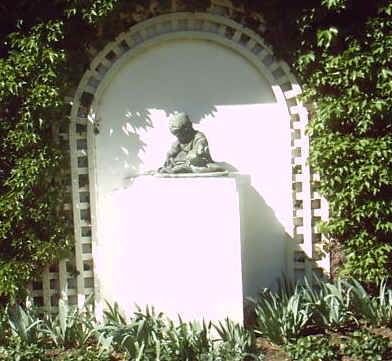 Eryldene Historic House and Garden (4/03/2013 12:49:22 PM)