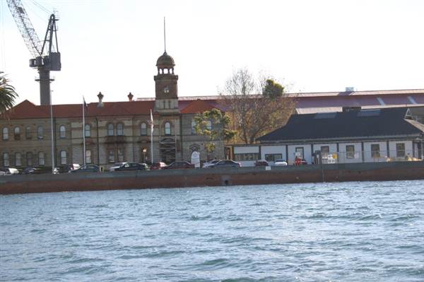 Garden Island Navy Headquarters & Naval Chapel (4/03/2013 4:21:25 PM)