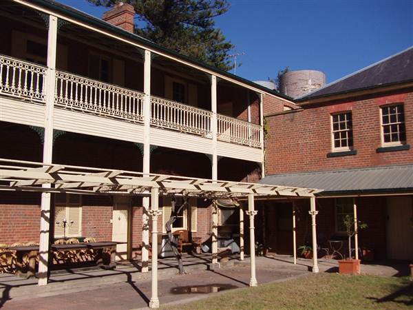 Private House - Singleton (5/03/2013 11:55:00 AM)