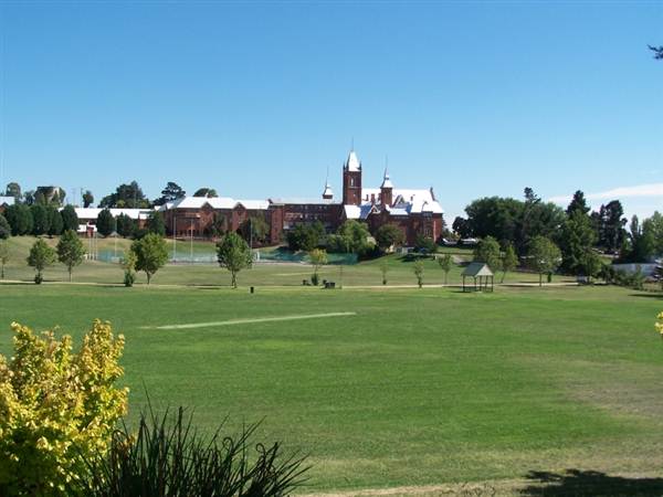 St Stanislaus College (9/03/2013 10:56:32 AM)
