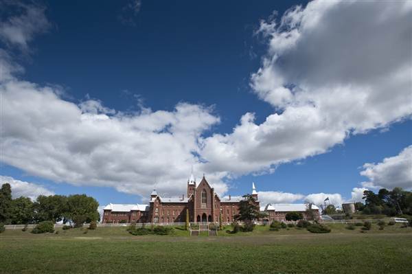St Stanislaus College (9/03/2013 11:00:57 AM)