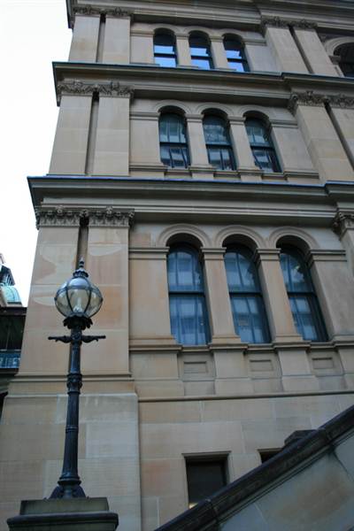 Sydney CBD - Macquarie Street (10/03/2013 9:59:58 PM)