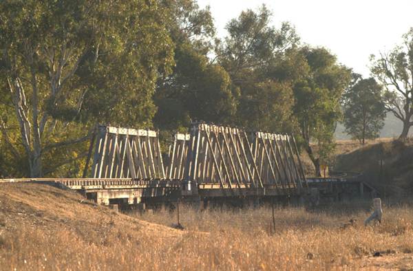 Wilbertree Rail Bridge, near Mudgee (10/03/2013 11:17:20 PM)