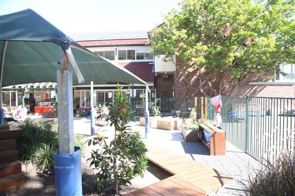 Montessori East (10/03/2013 11:41:53 PM - Credits: Luke Torrevillas)