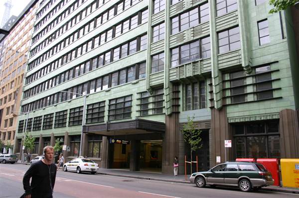 Sydney CBD - York St (11/03/2013 5:05:05 AM)