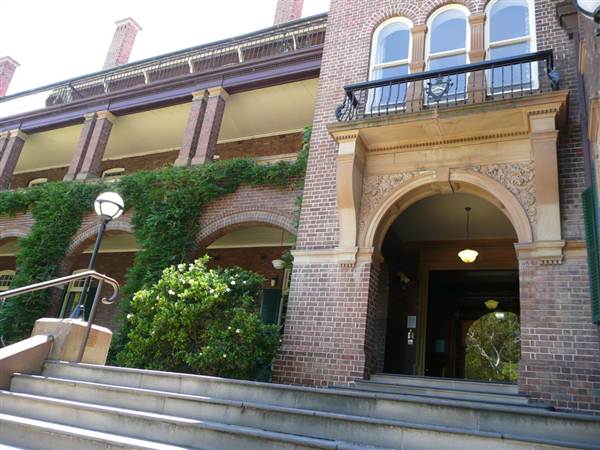 Women's College - Sydney University (11/03/2013 12:03:35 PM)