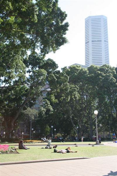 Hyde Park and Archibald Fountain - Sydney CBD (11/03/2013 1:09:49 PM)