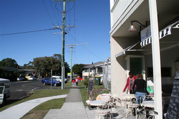 Brunswick Heads - Town/Shops (25/04/2013)