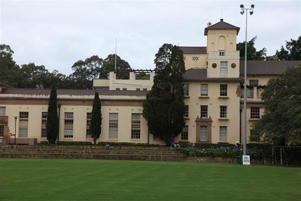 School of Physics - Sydney University (27/11/2013)