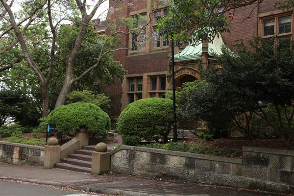 R.D. Watt Building (27/11/2013)