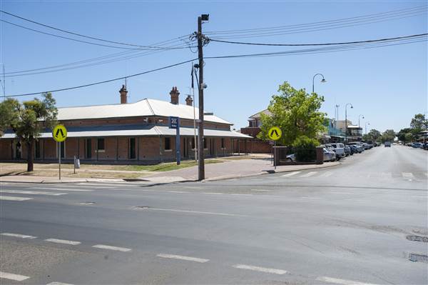 Bourke (11/12/2013)