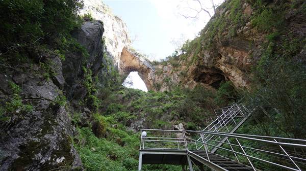 Jenolan Caves (9/06/2014 - Credits: Mary Barltrop)
