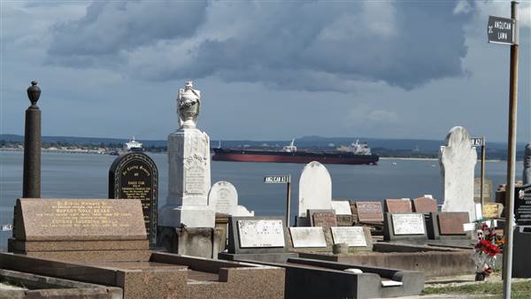 Botany Cemetery (24/02/2015 - Credits: Phillip Roope)