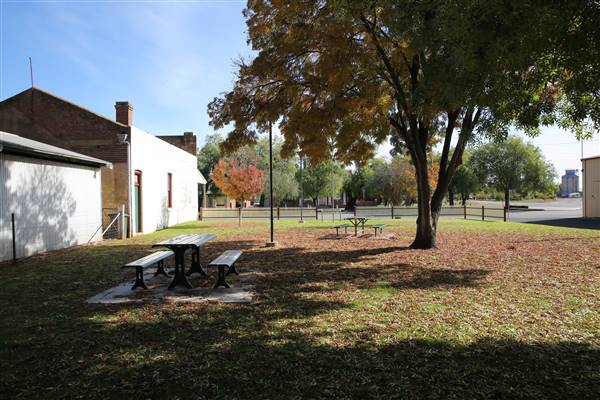 1920s Heritage Village - Ariah Park (14/08/2015)